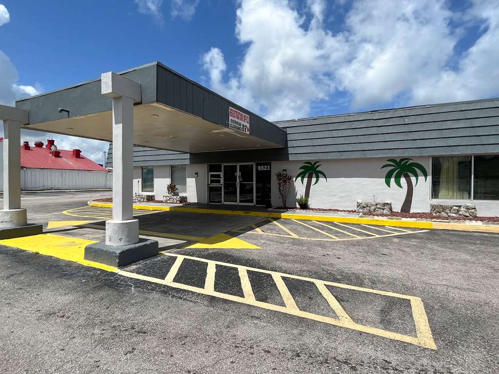 Motel 6 New Port Richey FL — hotel in New Port Richey