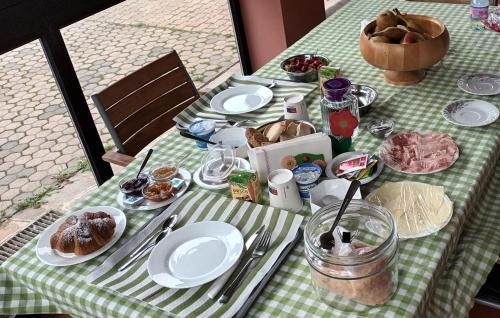 Il Conte di Montechiaro Rural B&B — 4-Star Luxury Hotel in Sasso Marconi, Italy