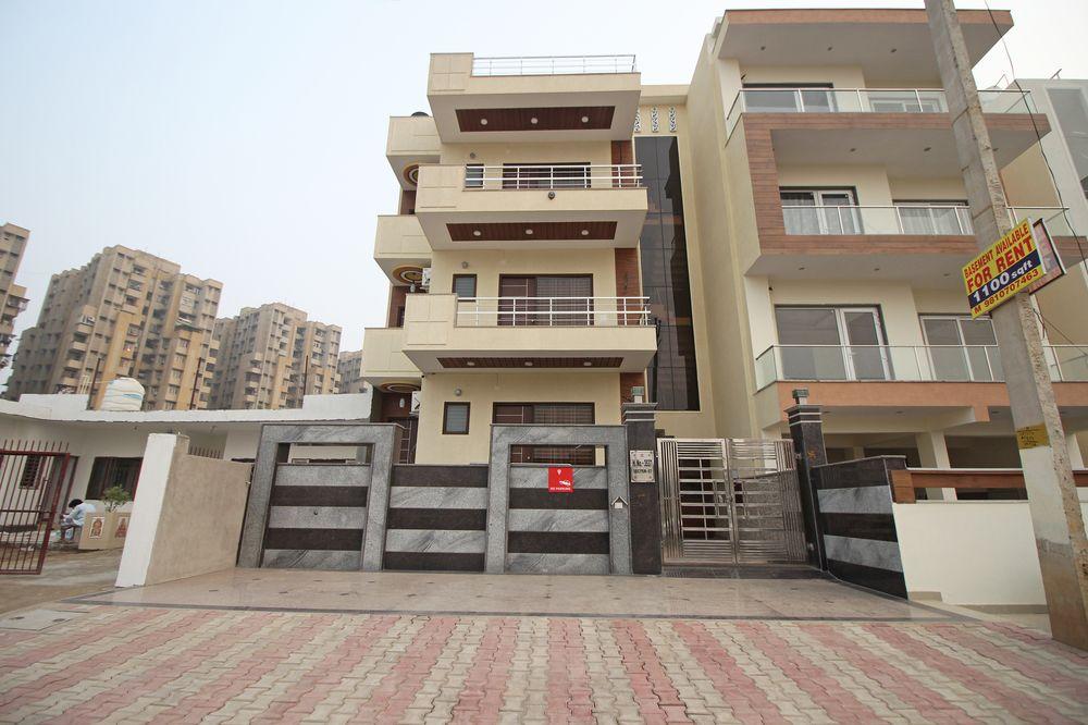 Oyo 7530 Sector 57 - last minute hotel in Gurgaon