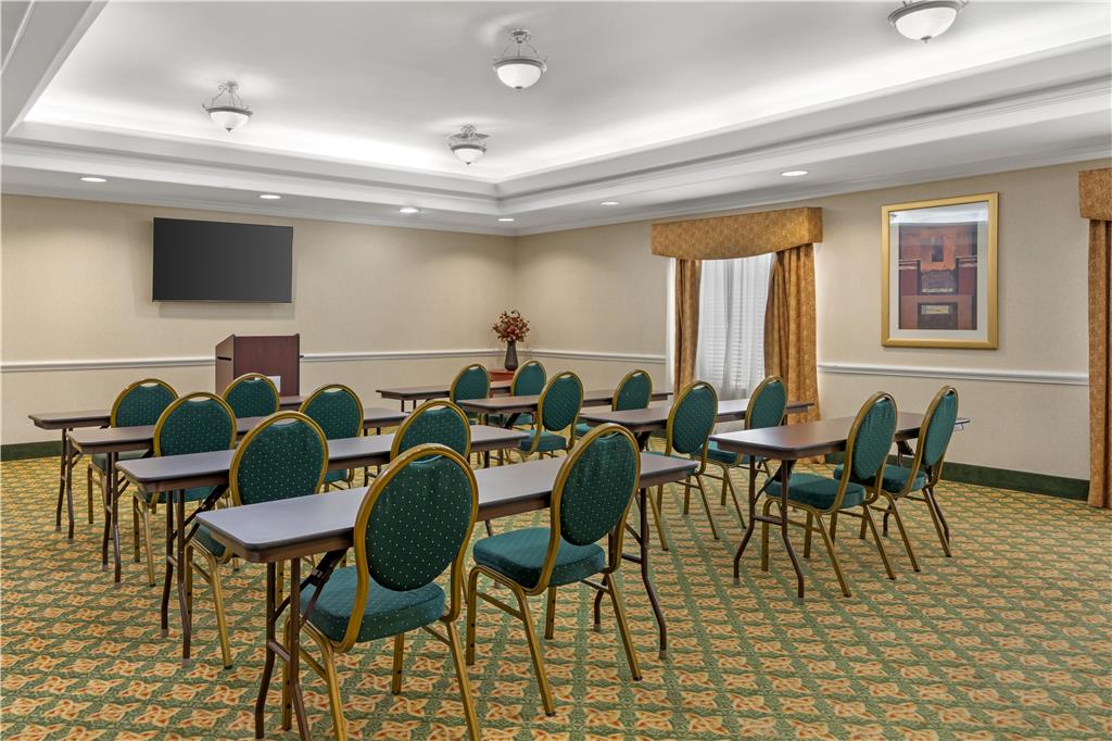 Best Western Plus Waxahachie Inn & Suites - photo 9