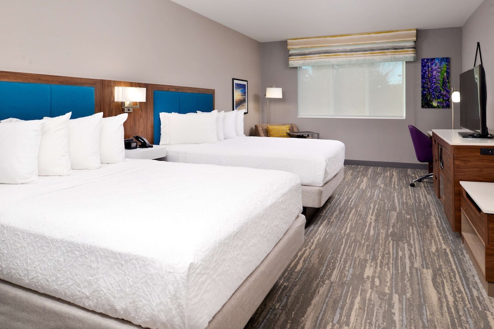 Hampton Inn & Suites Boise Spectrum - photo 8