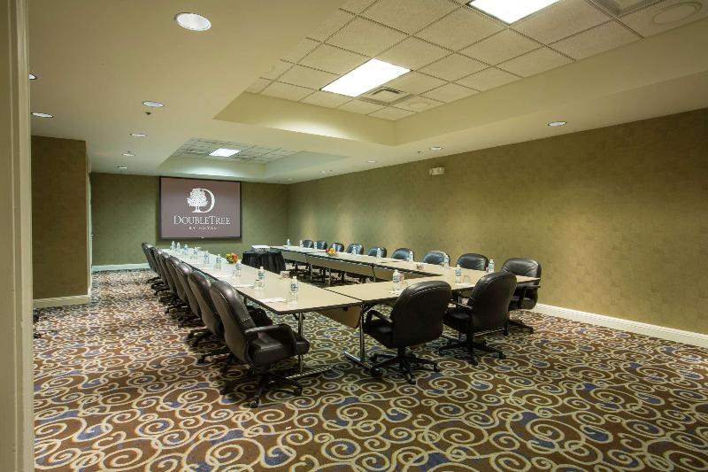 DoubleTree by Hilton Chicago O'Hare Airport Rosemont - photo 130