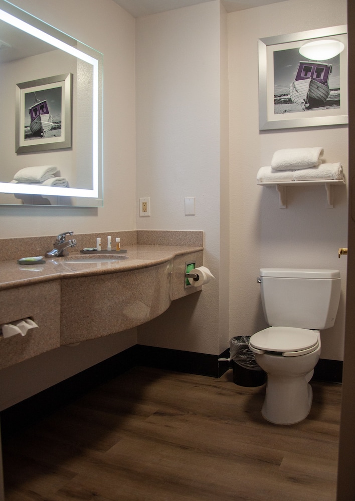 Kemah Edgewater Hotel SureStay Collection by Best Western - photo 14