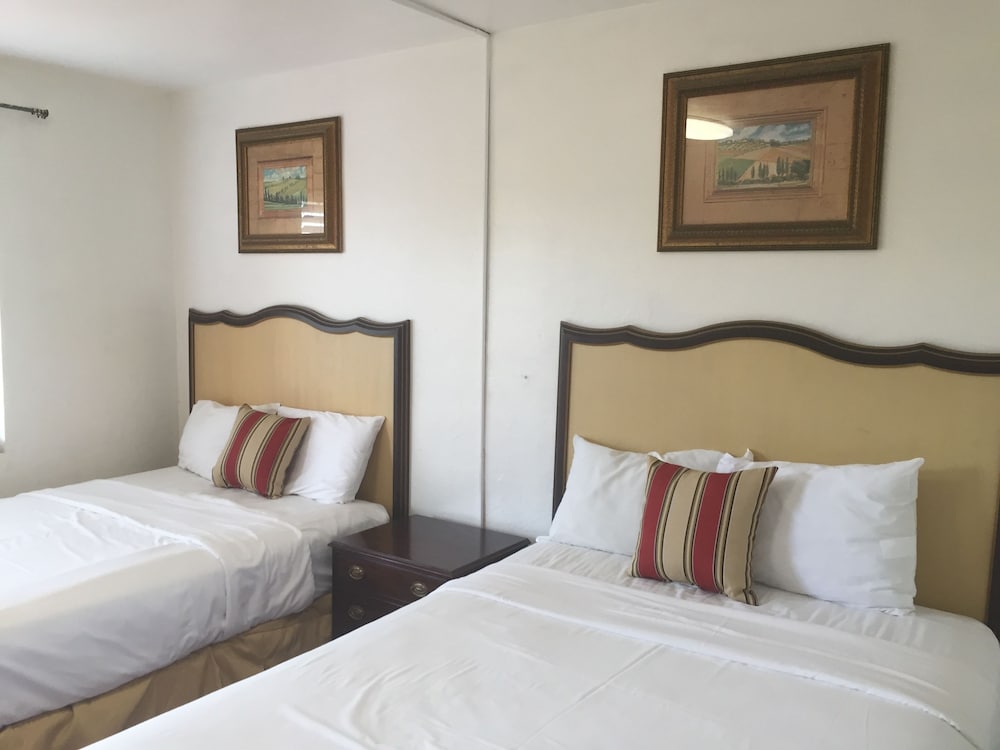 Family Inn - photo 4