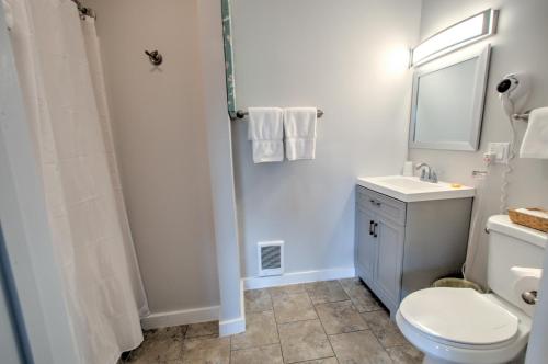 East Shore Lodging - photo 14