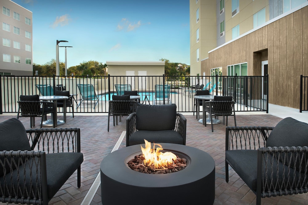TownePlace Suites by Marriott Jacksonville Airport - photo 36