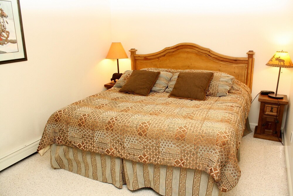 Pine Creek - last minute hotel in Breckenridge