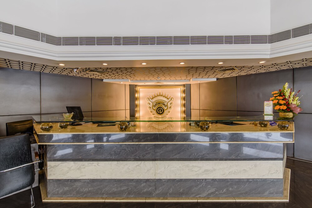 Hotel Grand Dhillon — 4-Star Luxury Hotel in Durg, India