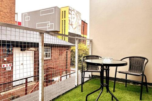 Cozy condo in the heart of Maboneng — 4-Star Luxury Hotel in Johannesburg, South Africa