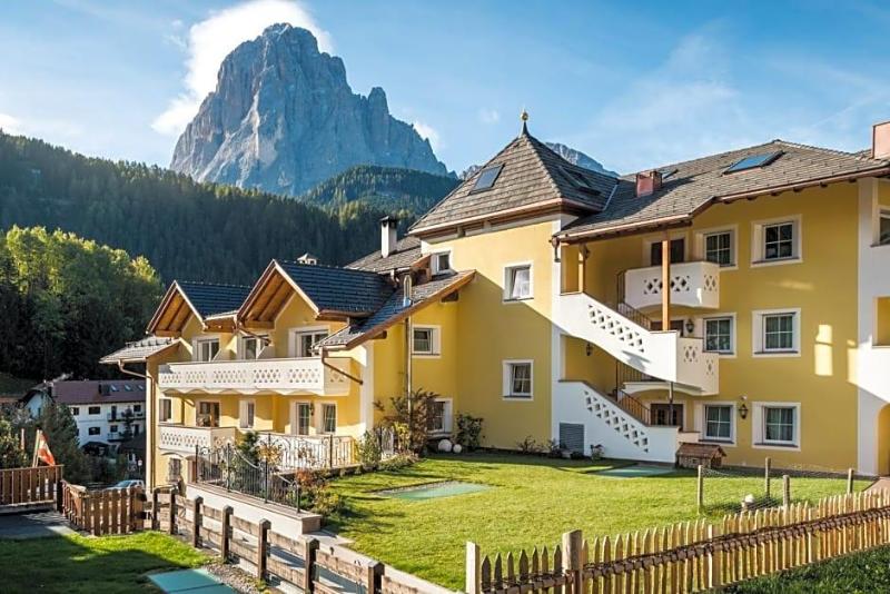 Plaza - carbon neutral hotel in Santa Cristina Valgardena