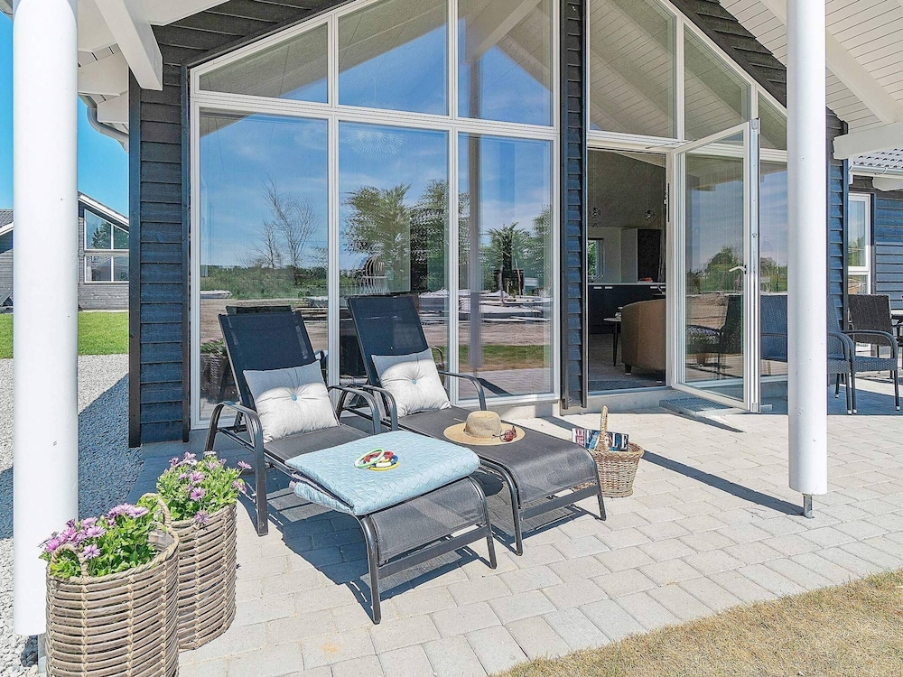 Holiday Home in Kappeln — 5-Star Luxury Hotel in Kappeln, Germany