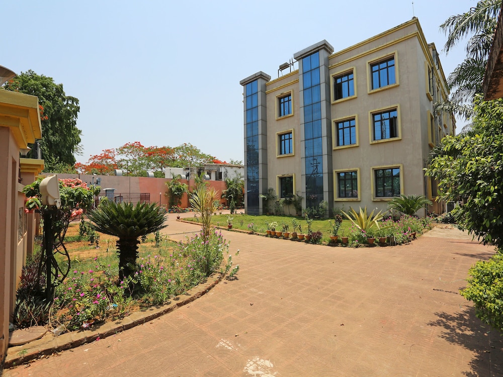 Treebo Y Hotels Elite Khandagiri
