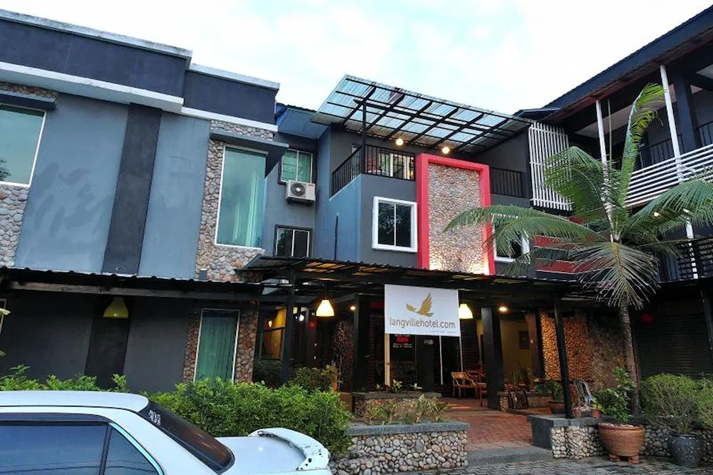 Bull & Bear Airport Hotel Langkawi in Kuah, Malaysia