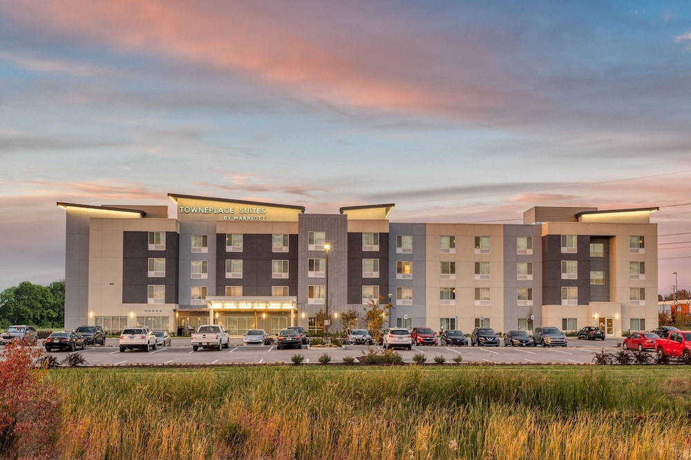 TownePlace Suites by Marriott Indianapolis Airport - photo 60