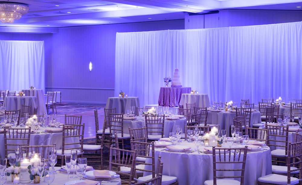 Embassy Suites by Hilton Portland Tigard - photo 65