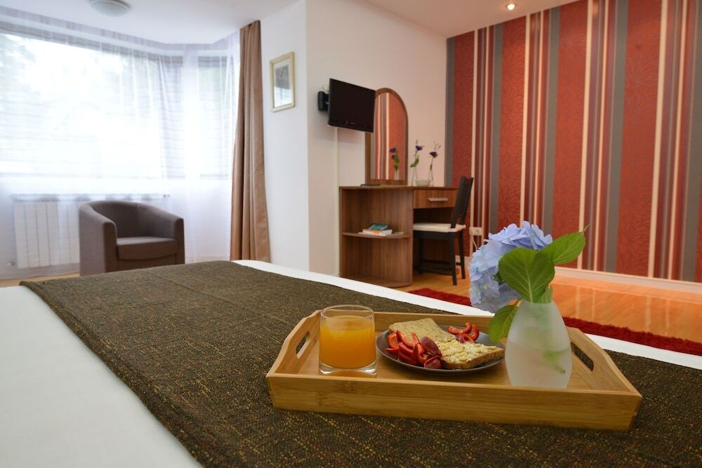 6 Apartments — Predeal — photo 2