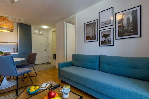 Campanula apartment with balcony — 4-Star Luxury Hotel in Zadar, Croatia