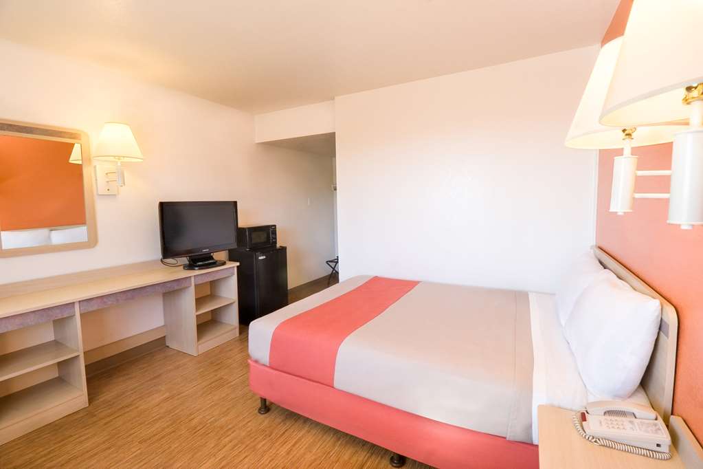 Motel 6 Pendleton OR - photo 8