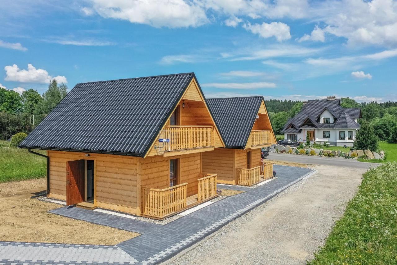 Domki Z Bali Pod Termami in Szaflary, Poland