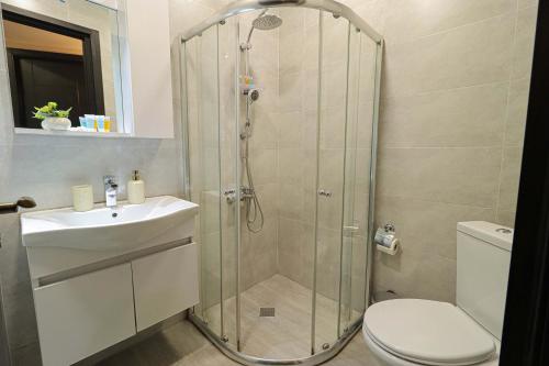 Comfortable 2BR Apt with 3 Balconies by Wehost