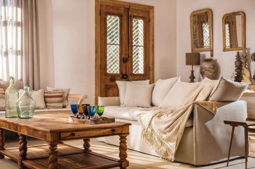Le tresor de Marie Charming Traditional Retreat by ZanteWize — 4-Star Luxury Hotel in Gaitanion, Greece