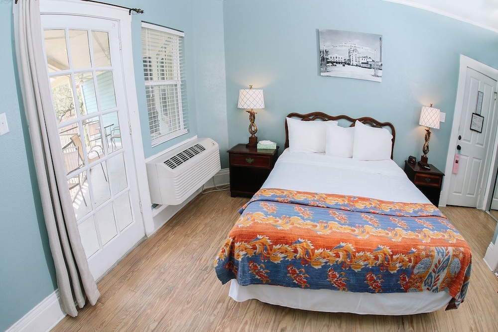 Inn on the Riverwalk - photo 46