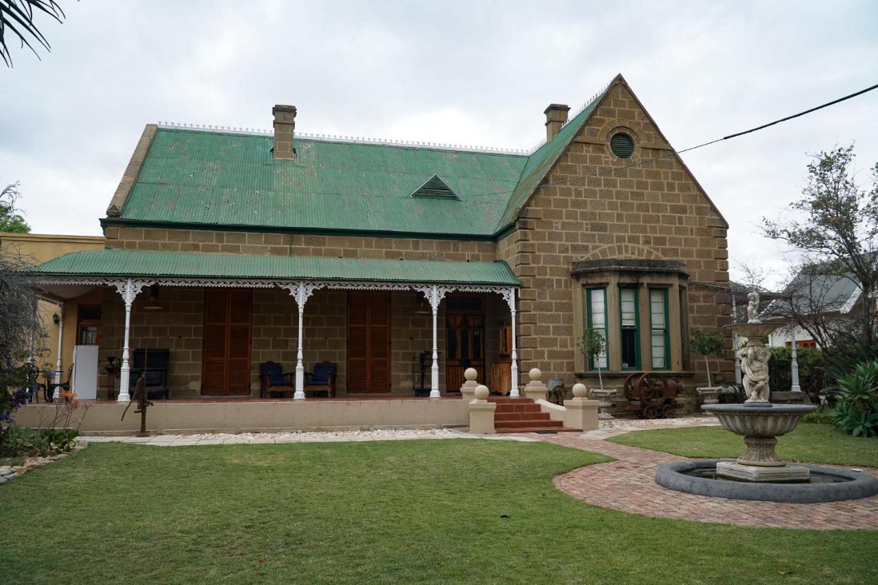 Outentique Accommodation in Oudtshoorn, South Africa