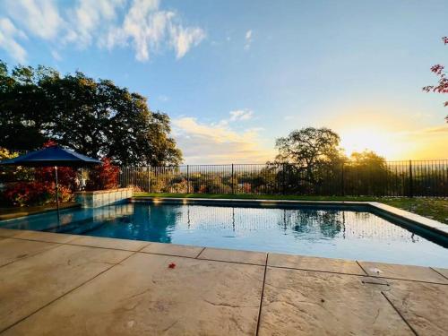 Sunrise View - carbon neutral hotel in Rocklin