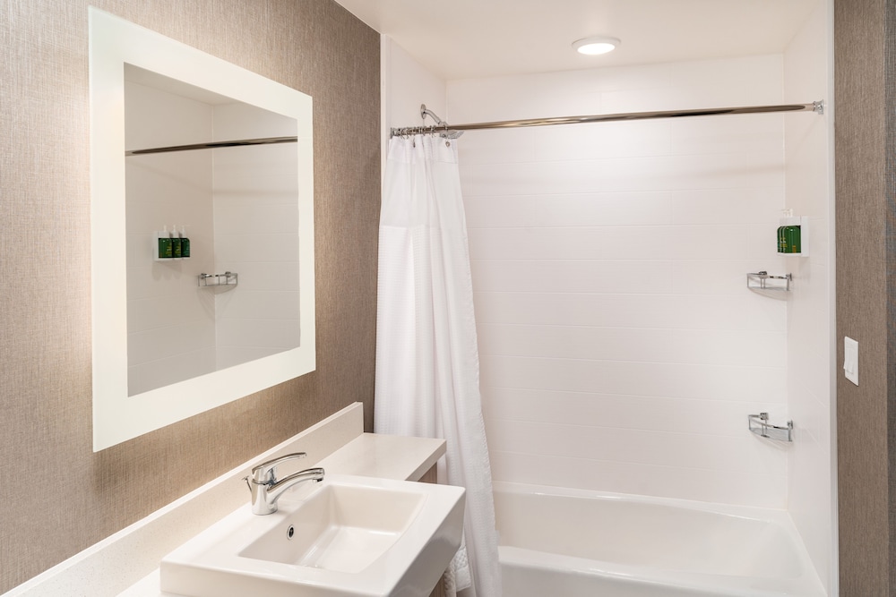 SpringHill Suites by Marriott Irvine Lake Forest - photo 12