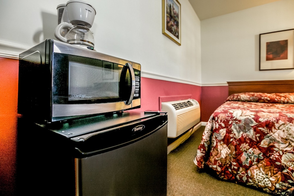 White Marsh Motel - photo 7