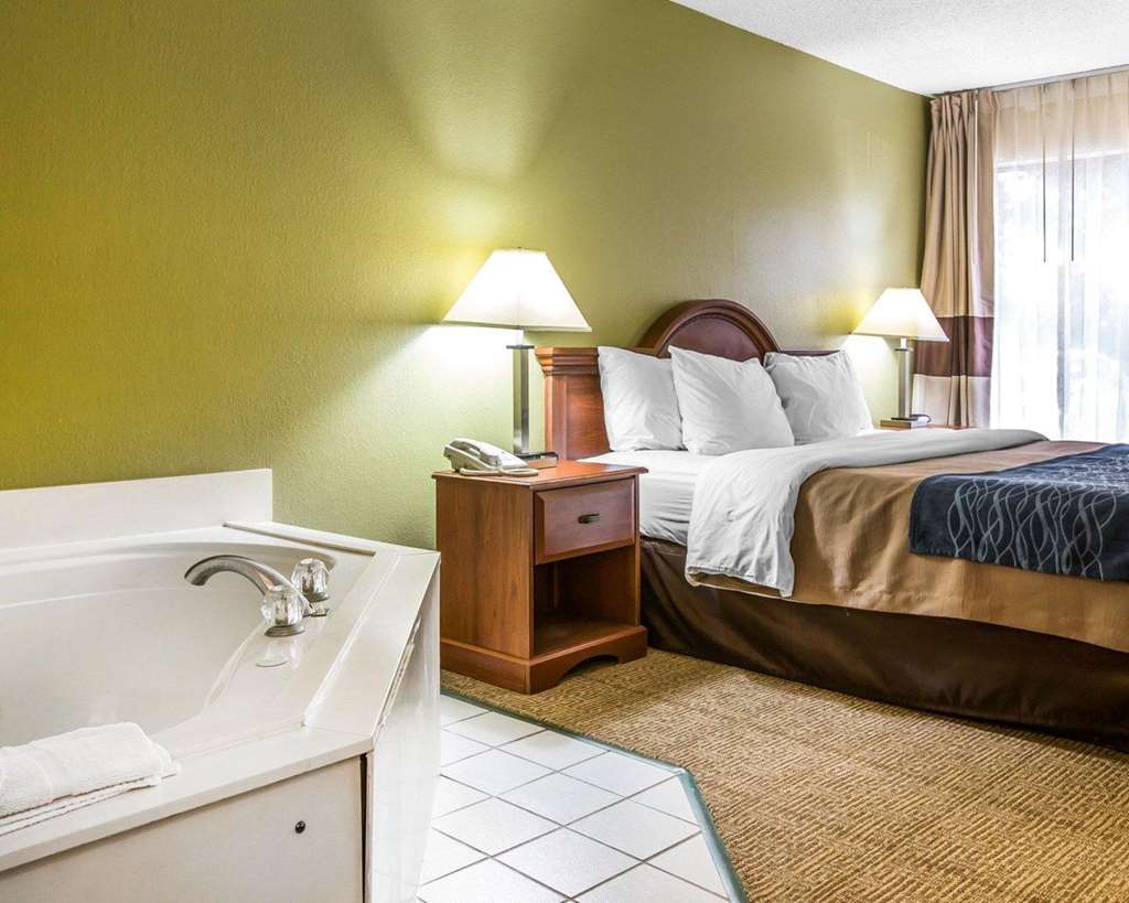 Quality Inn Darien North Brunswick - photo 20