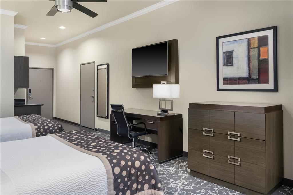 Best Western Premier Crown Chase Inn & Suites - photo 25