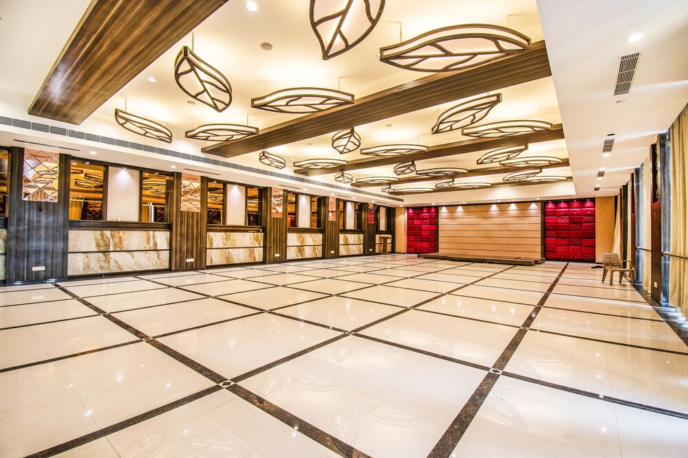 Vatika Hotel & Banquets — Bhiwandi — photo 3