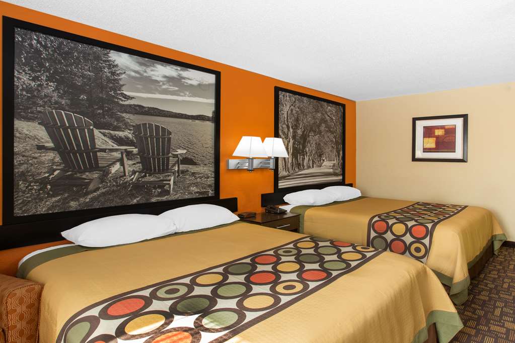 Super 8 by Wyndham Clive IA - photo 15