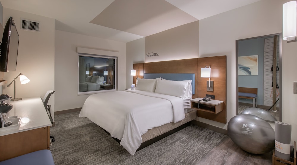 EVEN Hotel Atlanta Cobb Galleria by IHG - photo 11