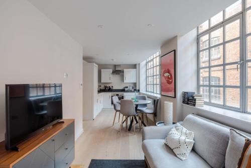 The Eyre Suite Seven Farringdon by Frankie — 4-Star Luxury Hotel in London, United Kingdom