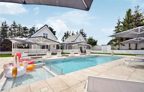 Nice Home In Kolczewo With Wifi — 5-Star Luxury Hotel in Dziwnow, Poland