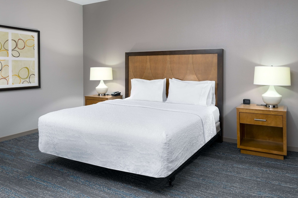 Hampton Inn & Suites Clayton St. Louis Galleria Area - photo 15