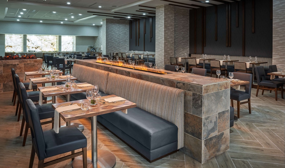 Hilton Houston North - photo 38