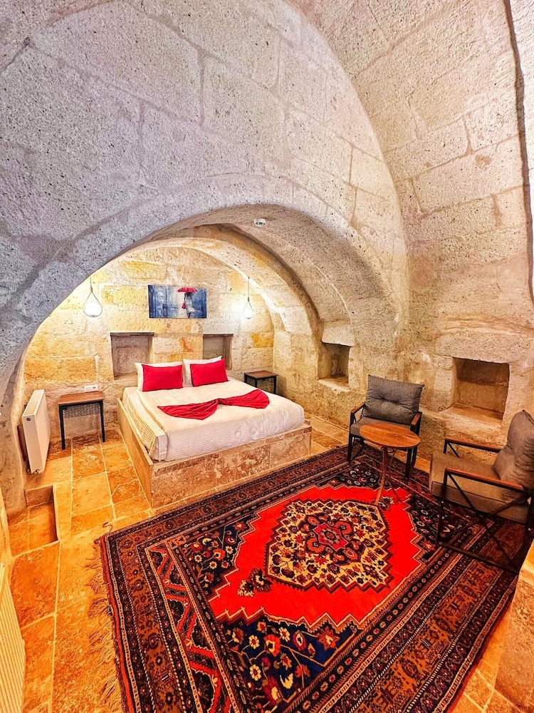 Crimson Cappadocia — Avanos — photo 3