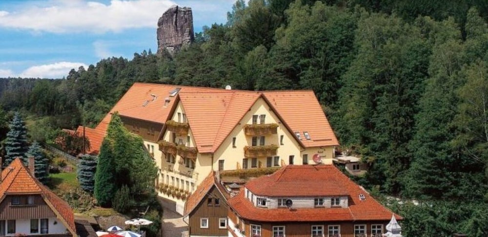 Hotel Amselgrundschlochen — Koenigstein Im Taunus