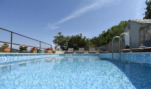 Stone Dalmatian House Modern Stylish with Pool — 4-Star Luxury Hotel in Postira, Croatia
