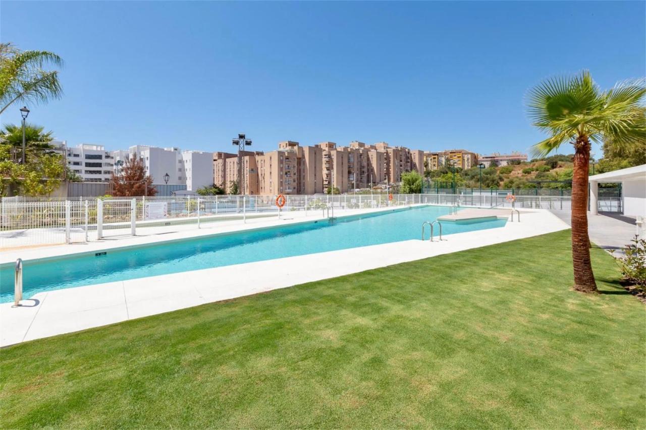 Wellingtonia Luxury Apartment Estepona — 4-Star Luxury Hotel in Estepona, Spain
