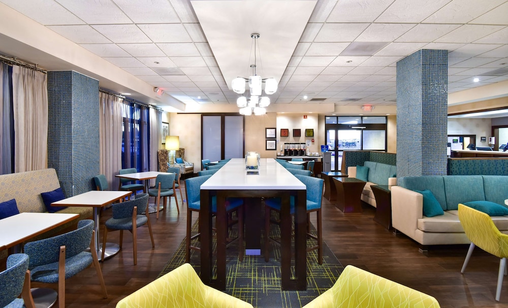 Hampton Inn Tucson Airport - photo 41