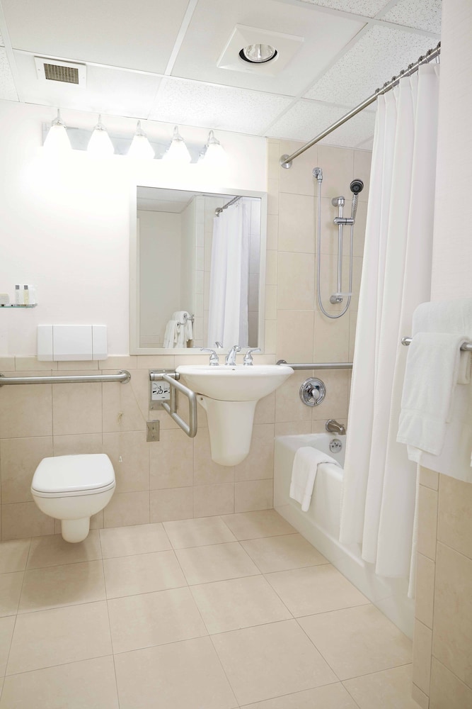 Ethan Allen Hotel - photo 22