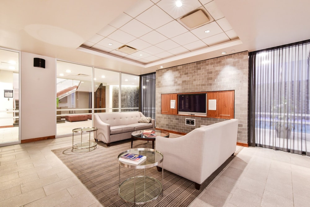 Global Luxury Suites at China Town - photo 28