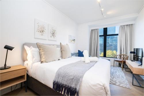 Zeeland Pier 707 7th Floor Studio near CTICC with FREE Onsite Parking