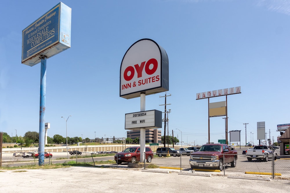 OYO Inn & Suites Medical Center San Antonio - photo 27
