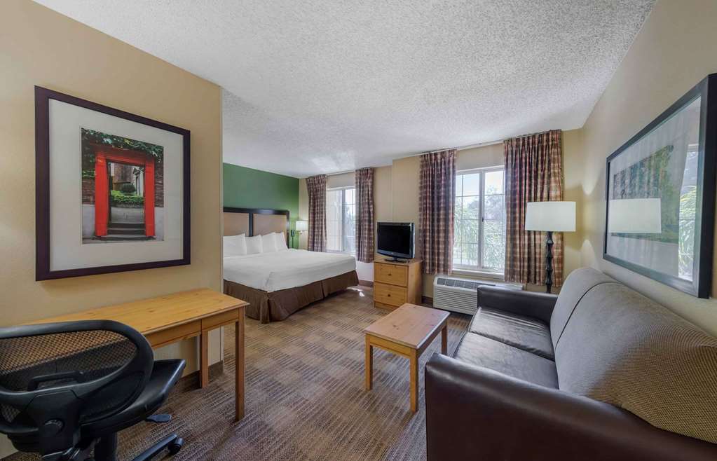 Extended Stay America Suites Los Angeles Glendale - photo 34