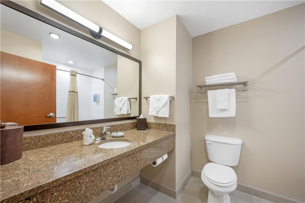 Best Western Bronco Inn - photo 38